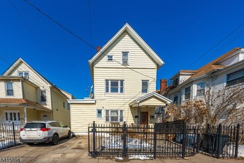 129 Sayre St, Elizabeth, NJ, 07208-3725 | Card Image