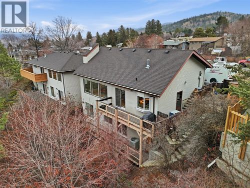 328 Whiteshield Cres, Kamloops, BC, V2E1G1 | Card Image