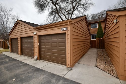 3245 Evergreen Dr, Eagan, MN, 55121-1771 | Card Image