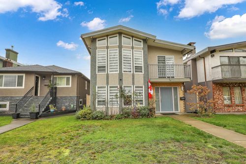 2624 Kitchener St, Vancouver, BC, V5K3C8 | Card Image