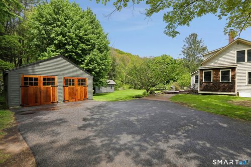 349 Litchfield Road, New Milford, CT, 06776 | Card Image