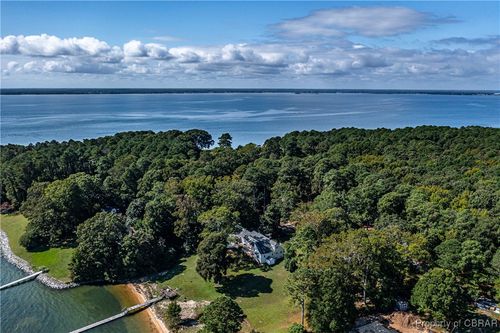 2276 Mosquito Point Rd, White Stone, VA, 22578-2916 | Card Image