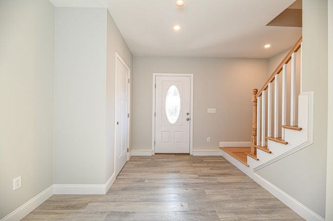 2 Delphi Way, Condo with 2 bedrooms, 2 bathrooms and null parking in Londonderry NH | Image 5