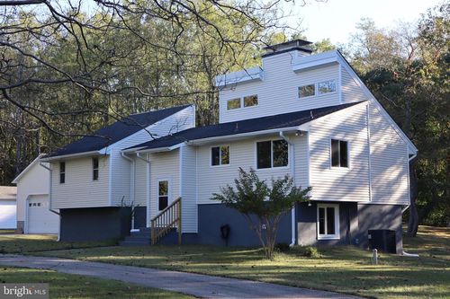 5540 Wells Cove Dr, Saint Leonard, MD, 20685-3015 | Card Image