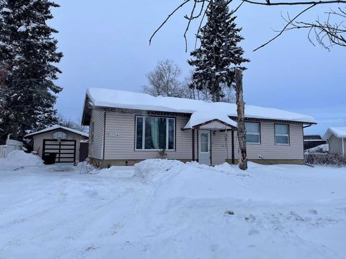 10104 102 St, High Level, AB, T0H1Z0 | Card Image