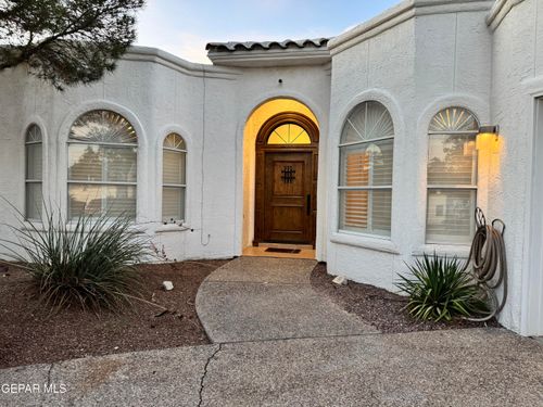 605 Bluff Canyon Cir, El Paso, TX, 79912-5150 | Card Image