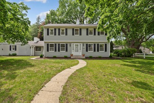 1170 Truman Ave, Owatonna, MN, 55060-4102 | Card Image