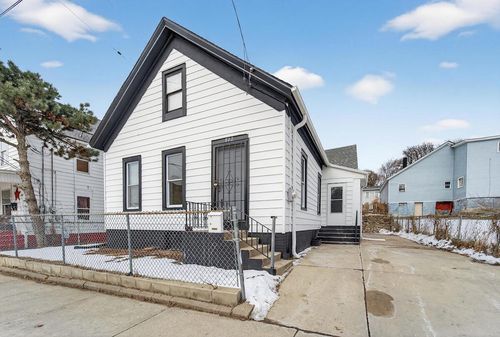 802 Prospect Street, RACINE, WI, 53402 | Card Image