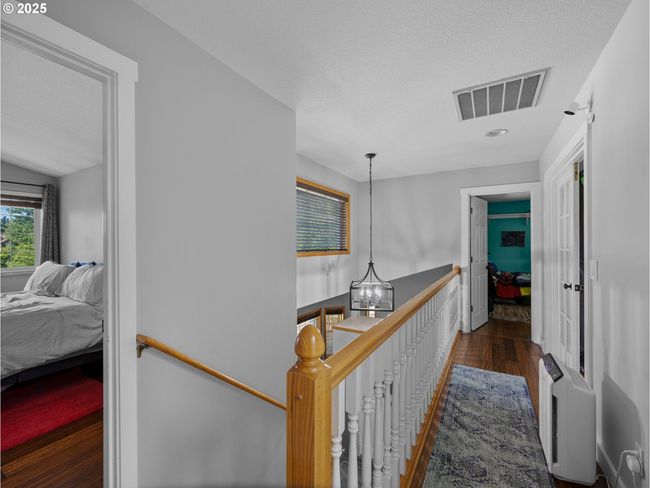 12255 Se Mapleleaf Ct, House other with 4 bedrooms, 3 bathrooms and 2 parking in Clackamas OR | Image 24