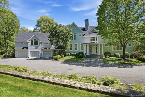 22 Petersville Rd, Mount Kisco, NY, 10549-4514 | Card Image