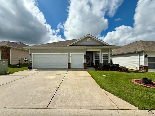 303 S Houston Springs Blvd, Perry, GA, 31069-4521 | Card Image
