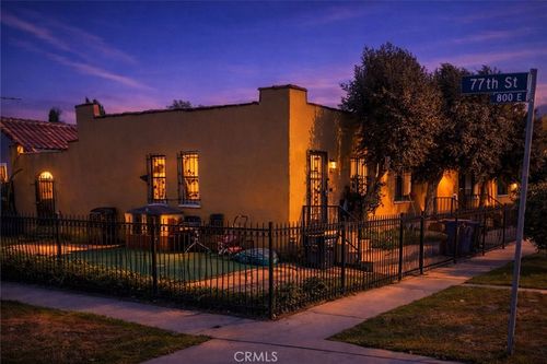 7700 Mckinley, Los Angeles, CA, 90001 | Card Image