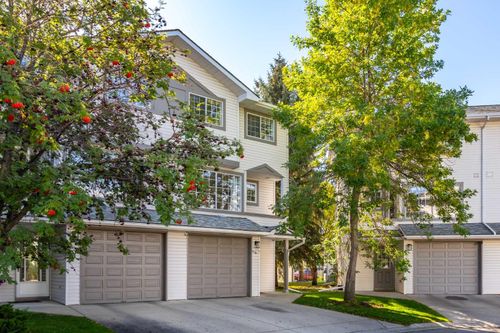 51 Kingsland Villas Sw, Calgary, AB, T2V5J9 | Card Image