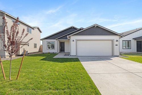 34-1178 Nw Varnish Ave, Redmond, OR, 97756-2071 | Card Image