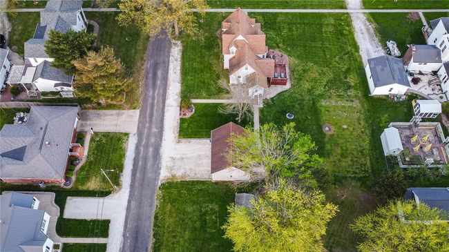 708 N Giddings Ave, House other with 3 bedrooms, 2 bathrooms and 2 parking in Jerseyville IL | Image 73