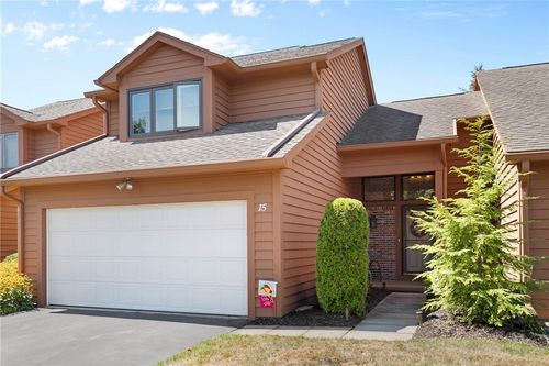 15 Banbury Dr, Greece, NY, 14612-3066 | Card Image