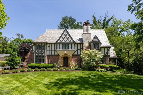 1500 Ridgeway Rd, Oakwood, OH, 45419-3008 | Card Image