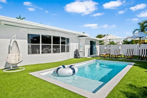 698 Cameo Dr W, Boca Raton, FL, 33433 | Card Image