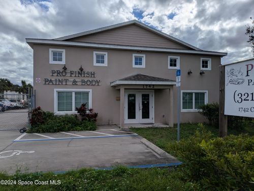 1742 Canova St Se, Palm Bay, FL, 32909-3915 | Card Image