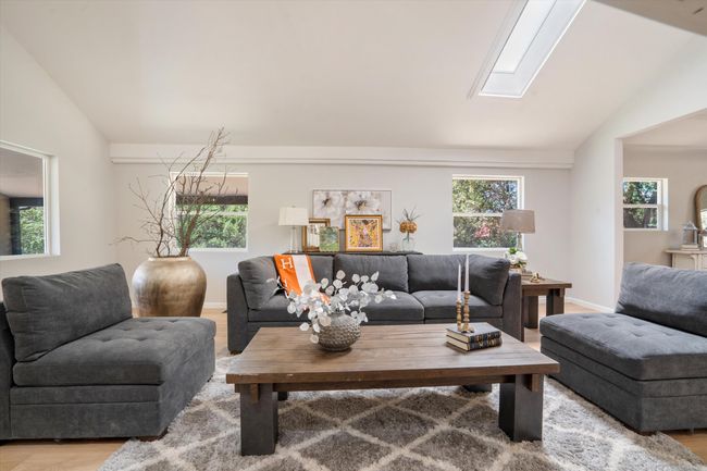 7 Corte De Canoncito, House other with 5 bedrooms, 4 bathrooms and null parking in Cedar Crest NM | Image 9