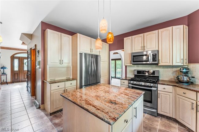 9111 Woodworth Rd, House other with 4 bedrooms, 5 bathrooms and null parking in North Lima OH | Image 9