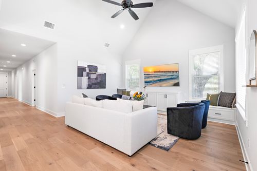 2024 N 5th St, Waco, TX, 76708-3606 | Card Image