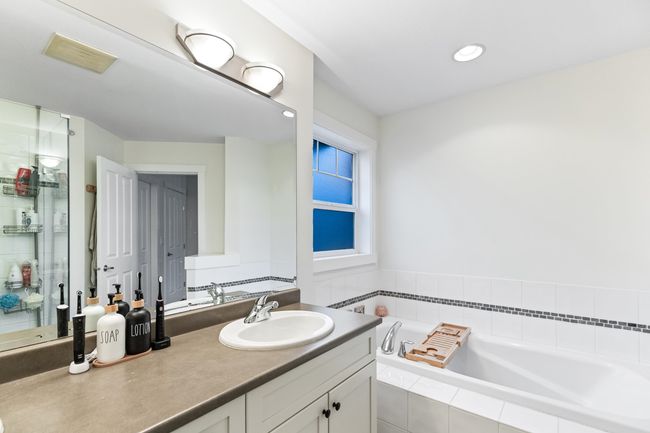 22828 Foreman Dr, House other with 5 bedrooms, 4 bathrooms and 4 parking in Maple Ridge BC | Image 24