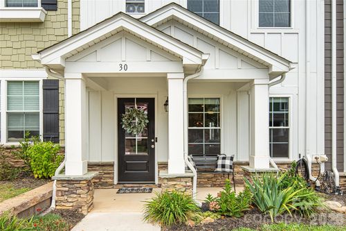 30 Walnut Springs Dr, Asheville, NC, 28804-7701 | Card Image