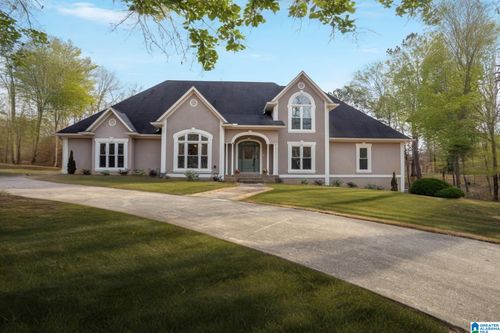 106 Dannon Dr, GARDENDALE, AL, 35071-3830 | Card Image