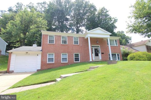 4918 Althea Dr, ANNANDALE, VA, 22003-4140 | Card Image