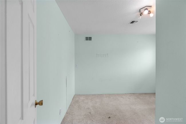 2300 W 2 Nd St, House other with 2 bedrooms, 1 bathrooms and 2 parking in Aberdeen WA | Image 17