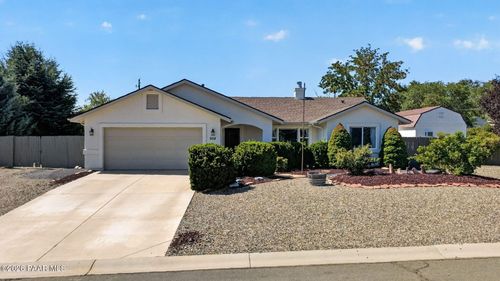954 Hope Ln, Chino Valley, AZ, 86323-6753 | Card Image