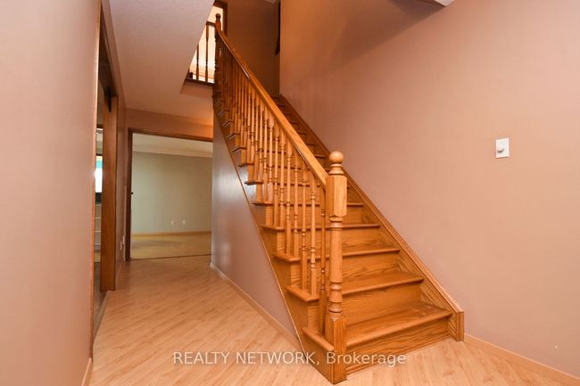 14 Ingrid Crt, House other with 6 bedrooms, 4 bathrooms and 1 parking in Hamilton ON | Image 7