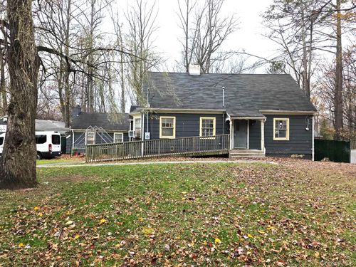 93 College Rd, Monsey, NY, 10952-2438 | Card Image