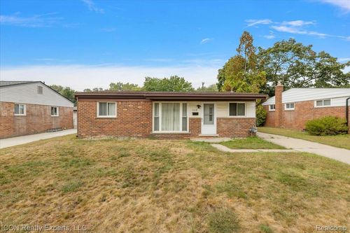 5118 Michael St, Dearborn Heights, MI, 48125-1838 | Card Image