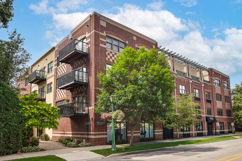 2f-1107 Greenleaf Ave, Wilmette, IL, 60091-2781 | Card Image