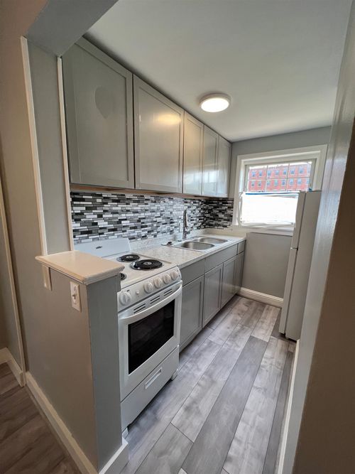 46 Main Street, Somersworth, NH, 03878 | Card Image