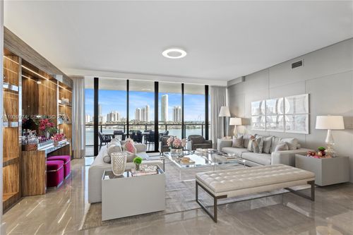 602-5500 Island Estates Dr, Aventura, FL, 33160-5197 | Card Image