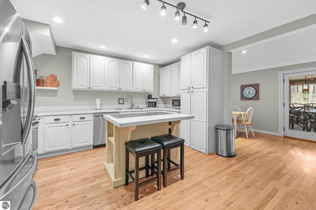 6836 Aarwood Trl Nw, House other with 4 bedrooms, 2 bathrooms and null parking in Rapid City MI | Image 23