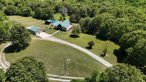 5000 Sanders Dr, Hartville, MO, 65667-7167 | Card Image