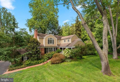 211 Spruce Tree Rd, RADNOR, PA, 19087-3756 | Card Image