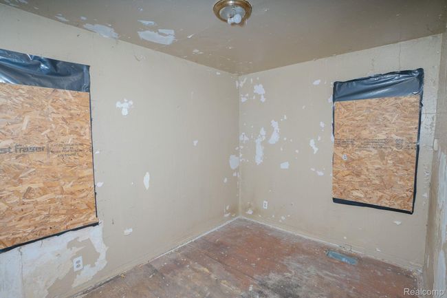 16100 Liberal St, House other with 2 bedrooms, 1 bathrooms and null parking in Detroit MI | Image 8