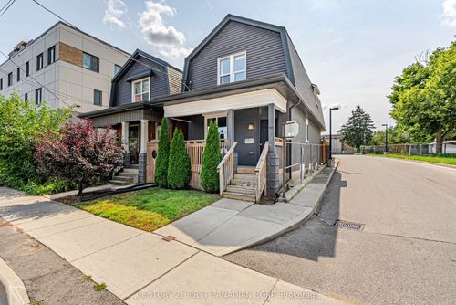 425 English St, London, ON, N5W3T4 | Card Image