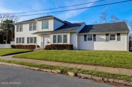 812 Hillcrest Rd, Elberon, NJ, 07740-4601 | Card Image