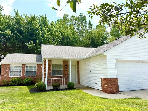 1880 Royal Oak Dr, Painesville, OH, 44077-7708 | Card Image