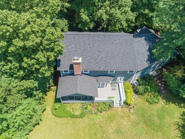 Hard to Find Wood Lot with a Flat Backyard | Image 44