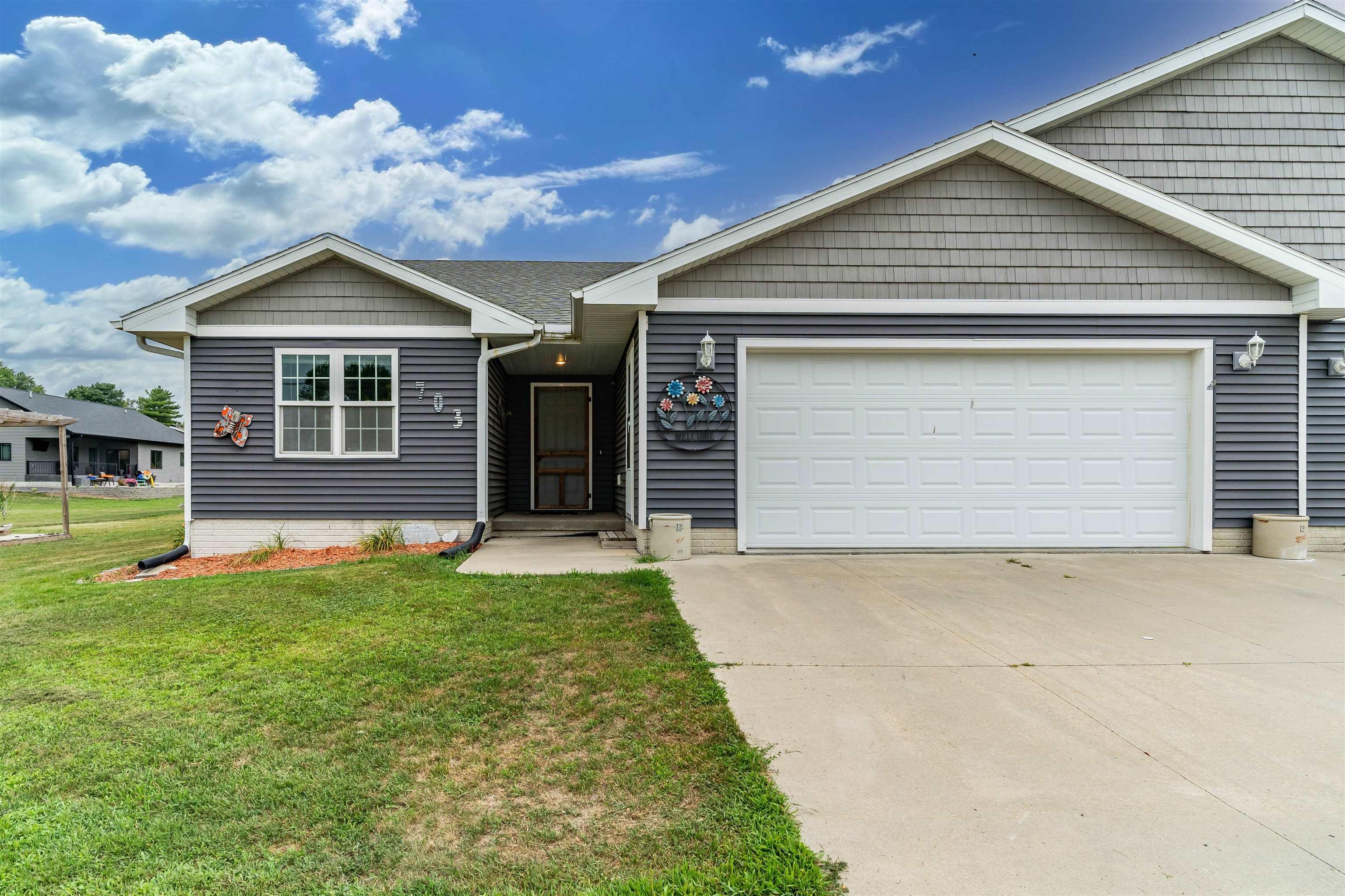 M Ave, Grundy Center, IA 50638