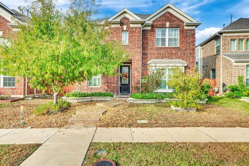 345 Twin Creeks Dr, Garland, TX, 75040-6803 | Card Image