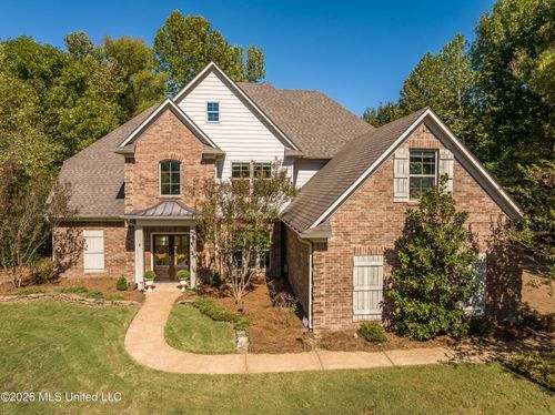 2470 Middleburg Drive, Southaven, MS, 38672 | Card Image