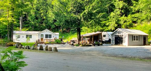 729 Davis Rd, Cavendish, VT, 05142 | Card Image